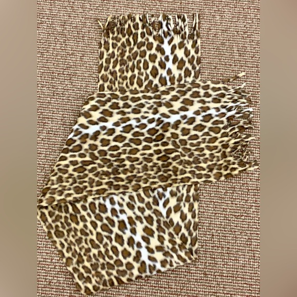5 Foot Long Cheetah Leopard Wild Safari Animal Print Fringed Fleece Scarf - Picture 1 of 8